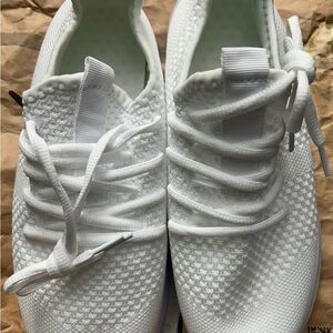 Amazon Women's White Athletic Shoes